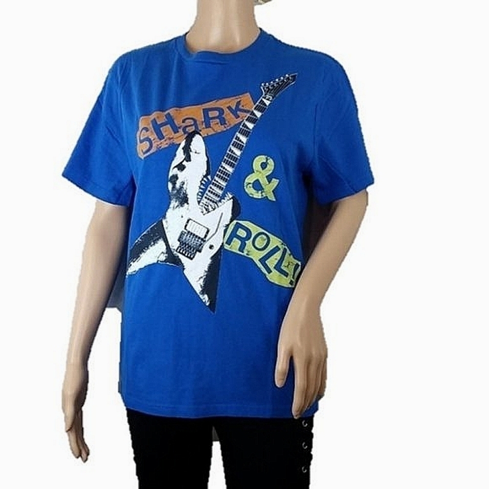 GAP Kids Shark & Roll Graphic Tee